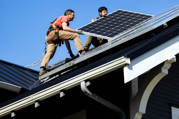 Best Roof Maintenance and Cleaning  in Grinnell, IA